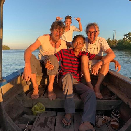 Hong Thai River Side Homestay Ben Tre Bagian luar foto