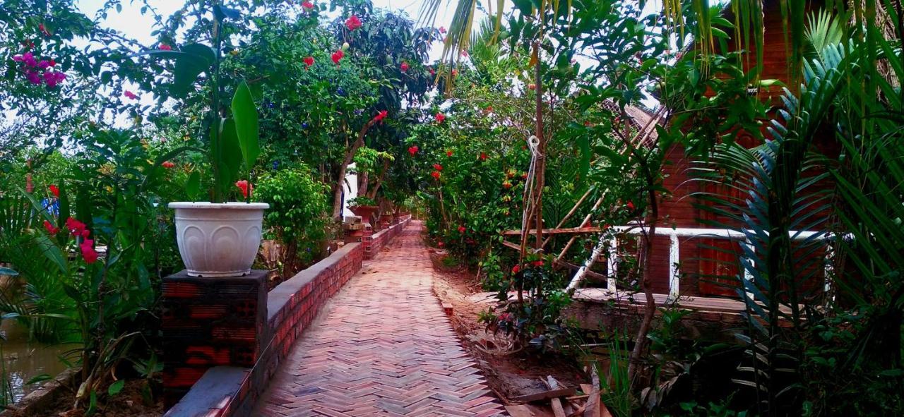 Hong Thai River Side Homestay Ben Tre Bagian luar foto