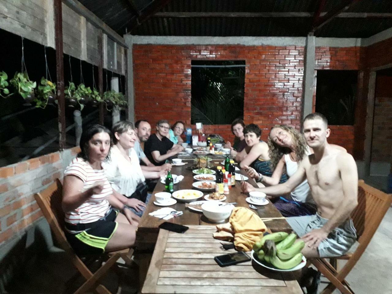 Hong Thai River Side Homestay Ben Tre Bagian luar foto