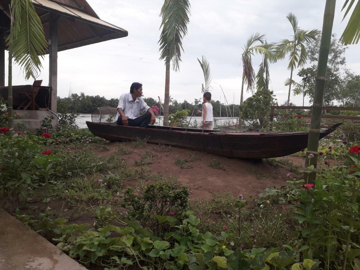 Hong Thai River Side Homestay Ben Tre Bagian luar foto
